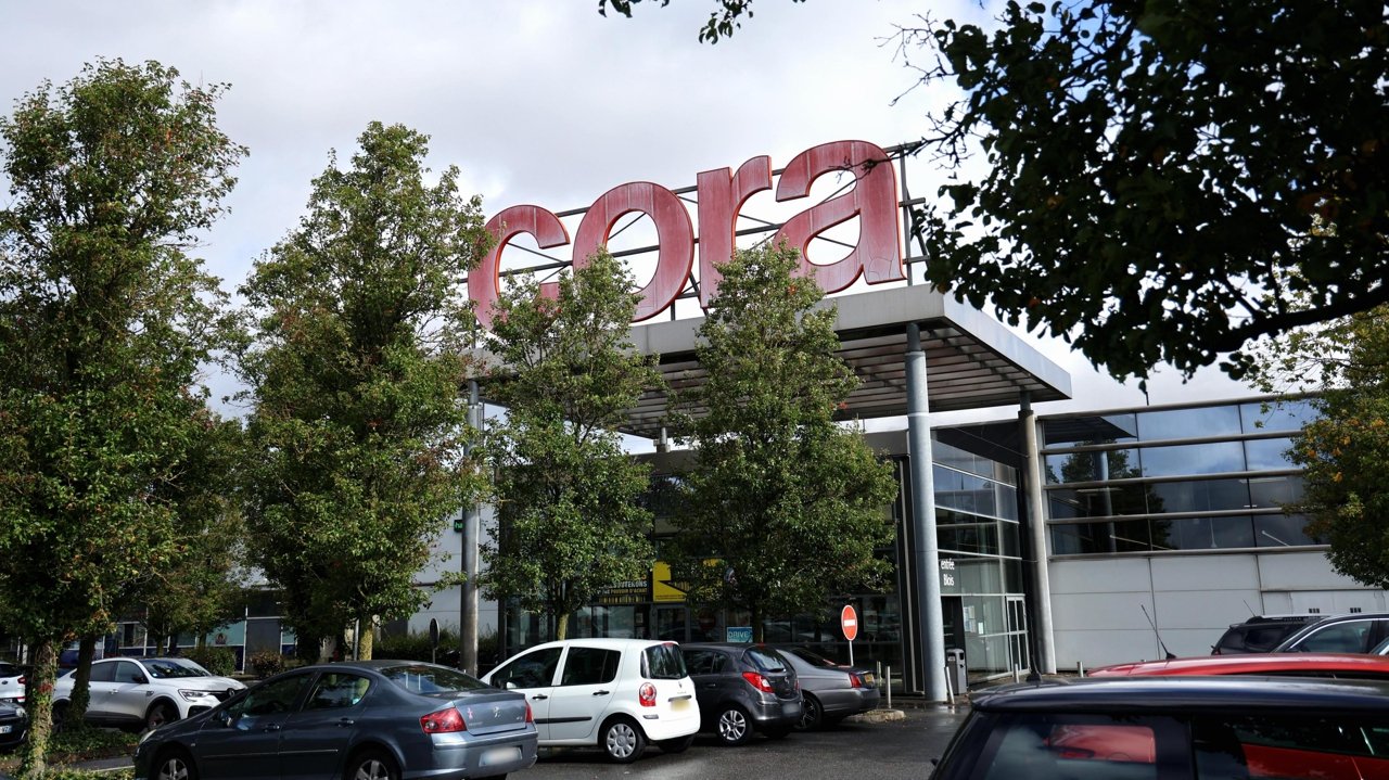 Changement d'enseigne, de Carrefour à Cora